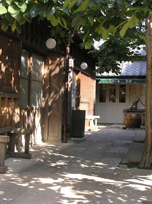 ����������