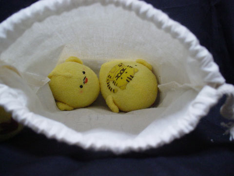 �܂̒�Ɏc�����c�c��]�H